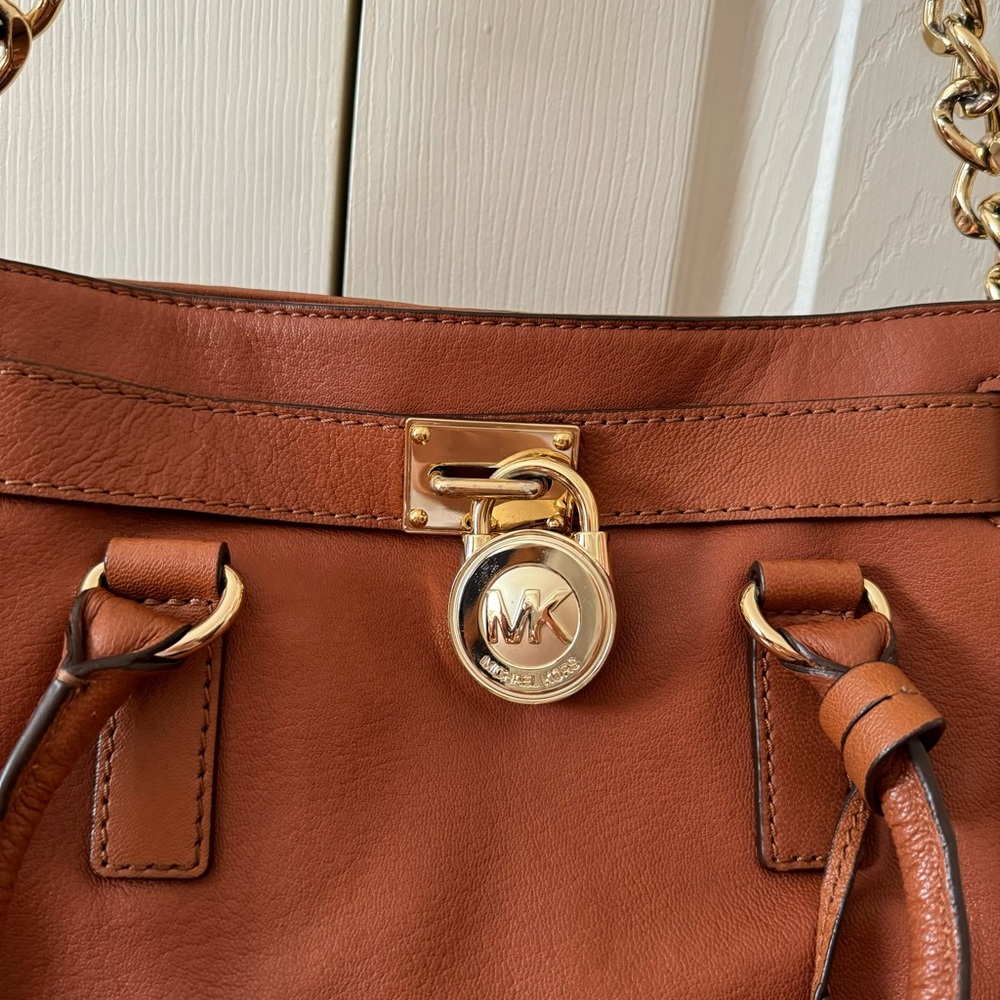 Michael Michael Kors Hamilton Soft Leather Bag - Picture 6 of 15